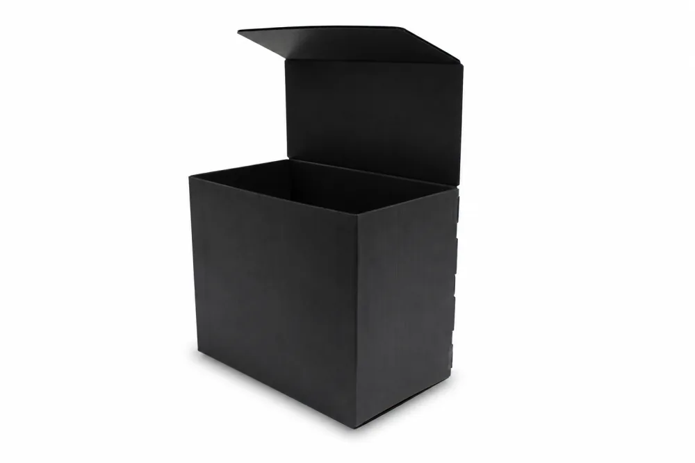 Caja rígida negra con cierre de imán